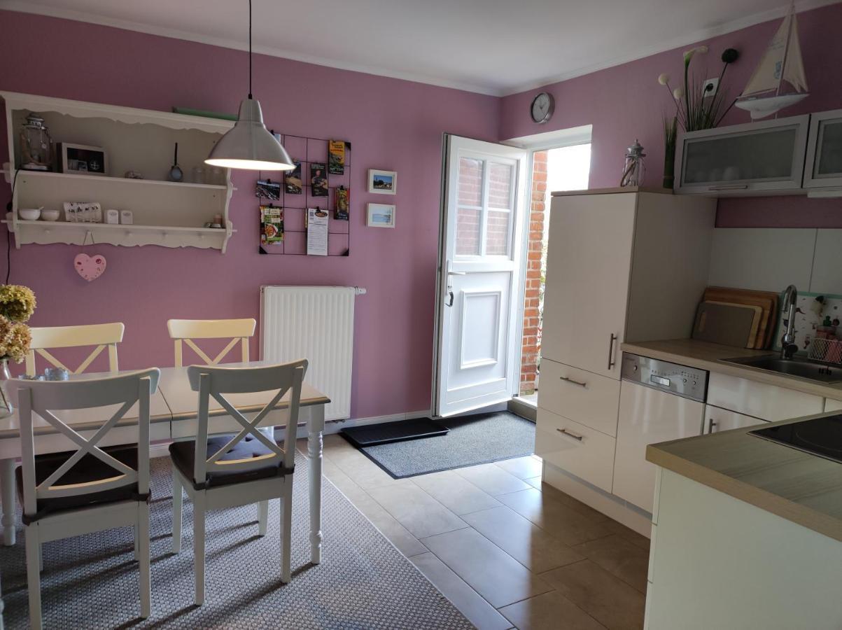 Pier 12 Ferienwohnung Eckernforde Bagian luar foto
